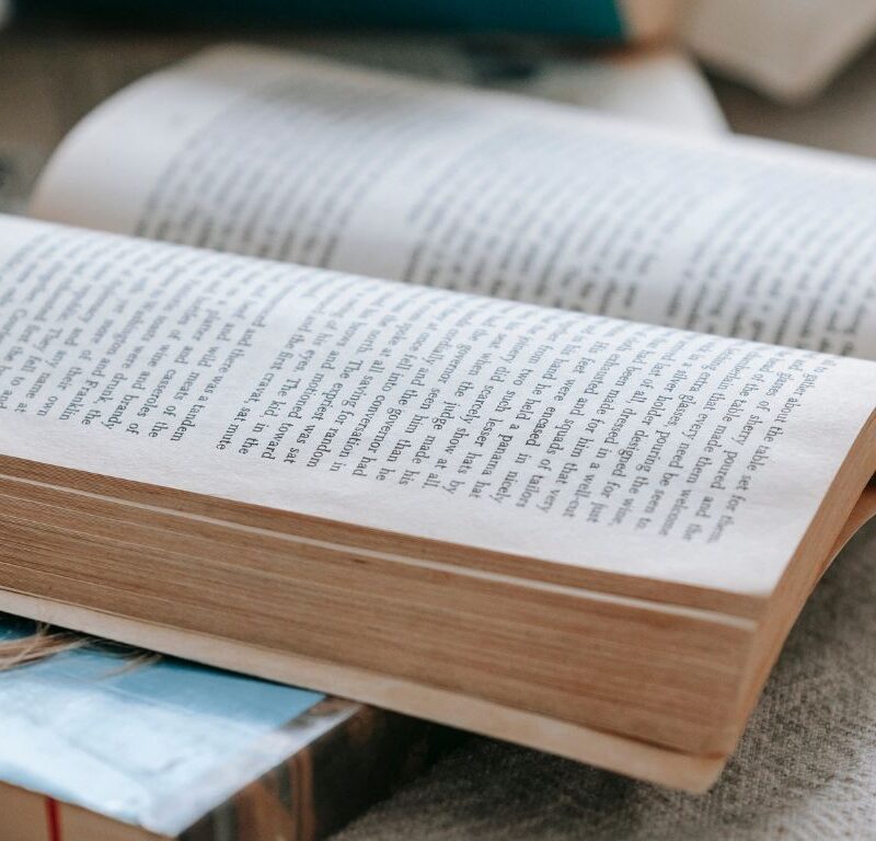 Bookstagram: come promuovere il tuo libro su Instagram