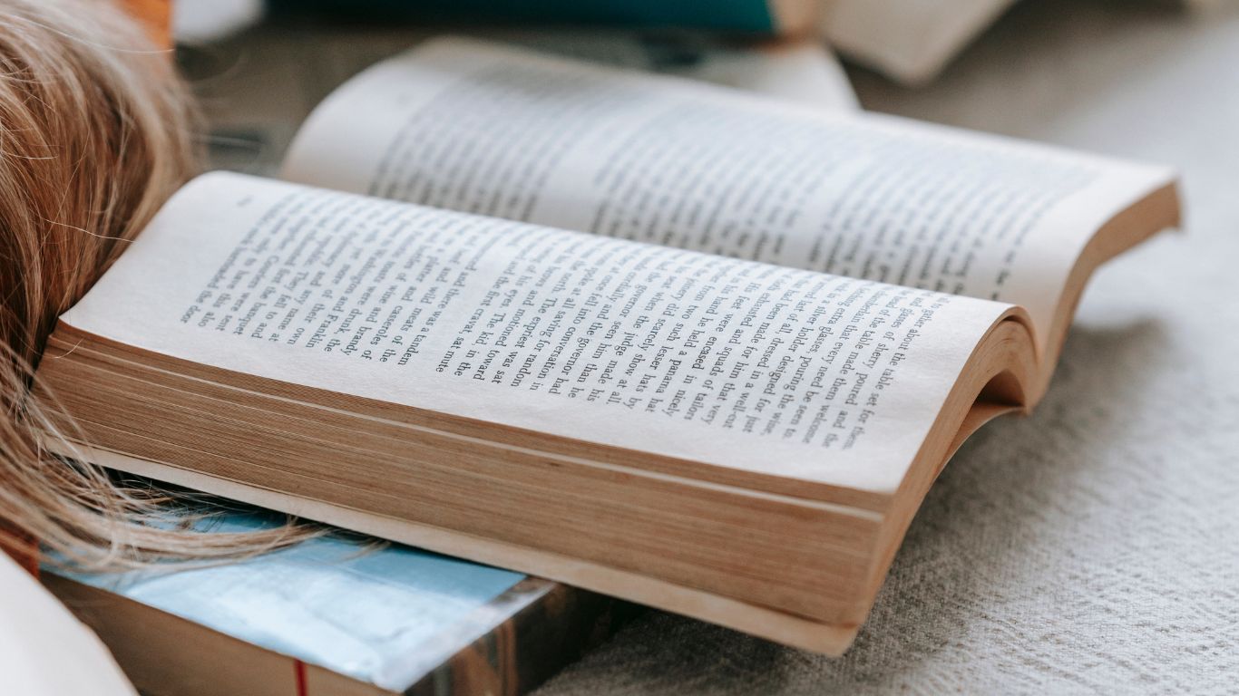 Bookstagram: come promuovere il tuo libro su Instagram
